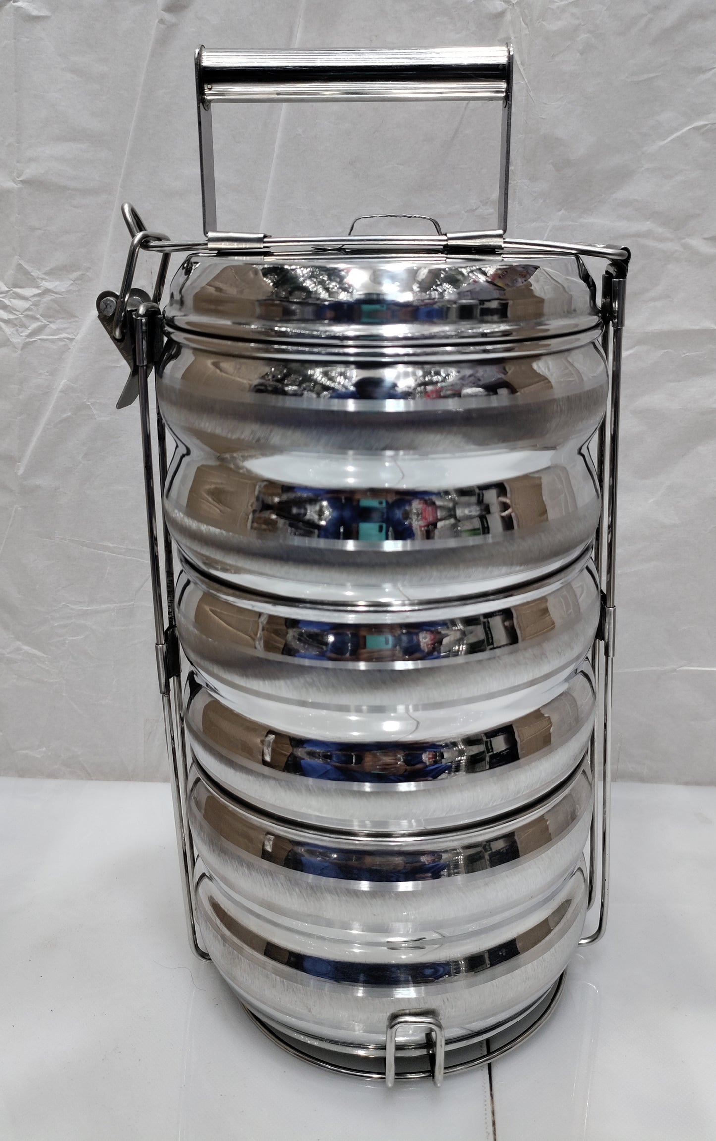 Stainless steel tiffin belly shape