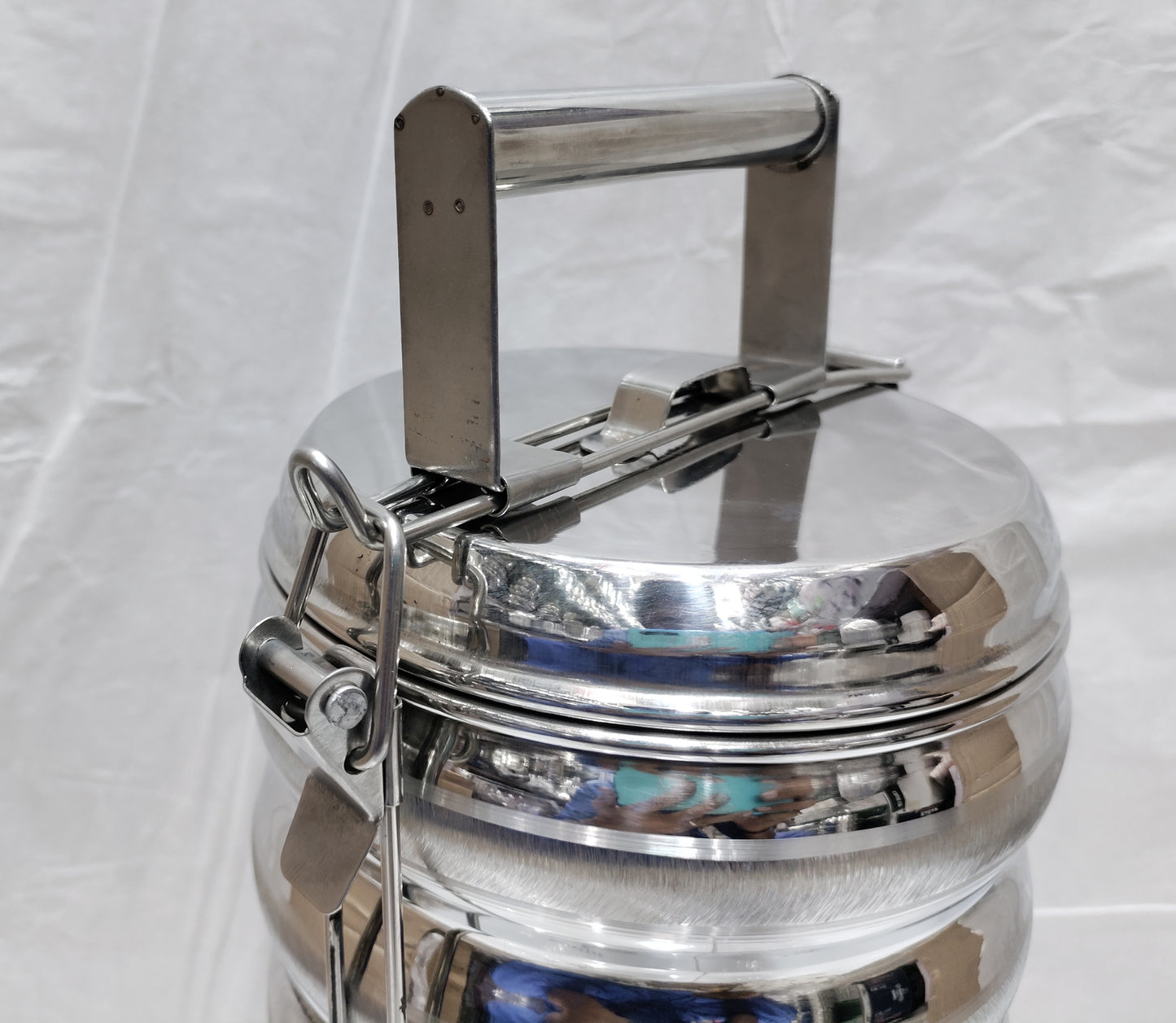 Stainless steel tiffin belly shape