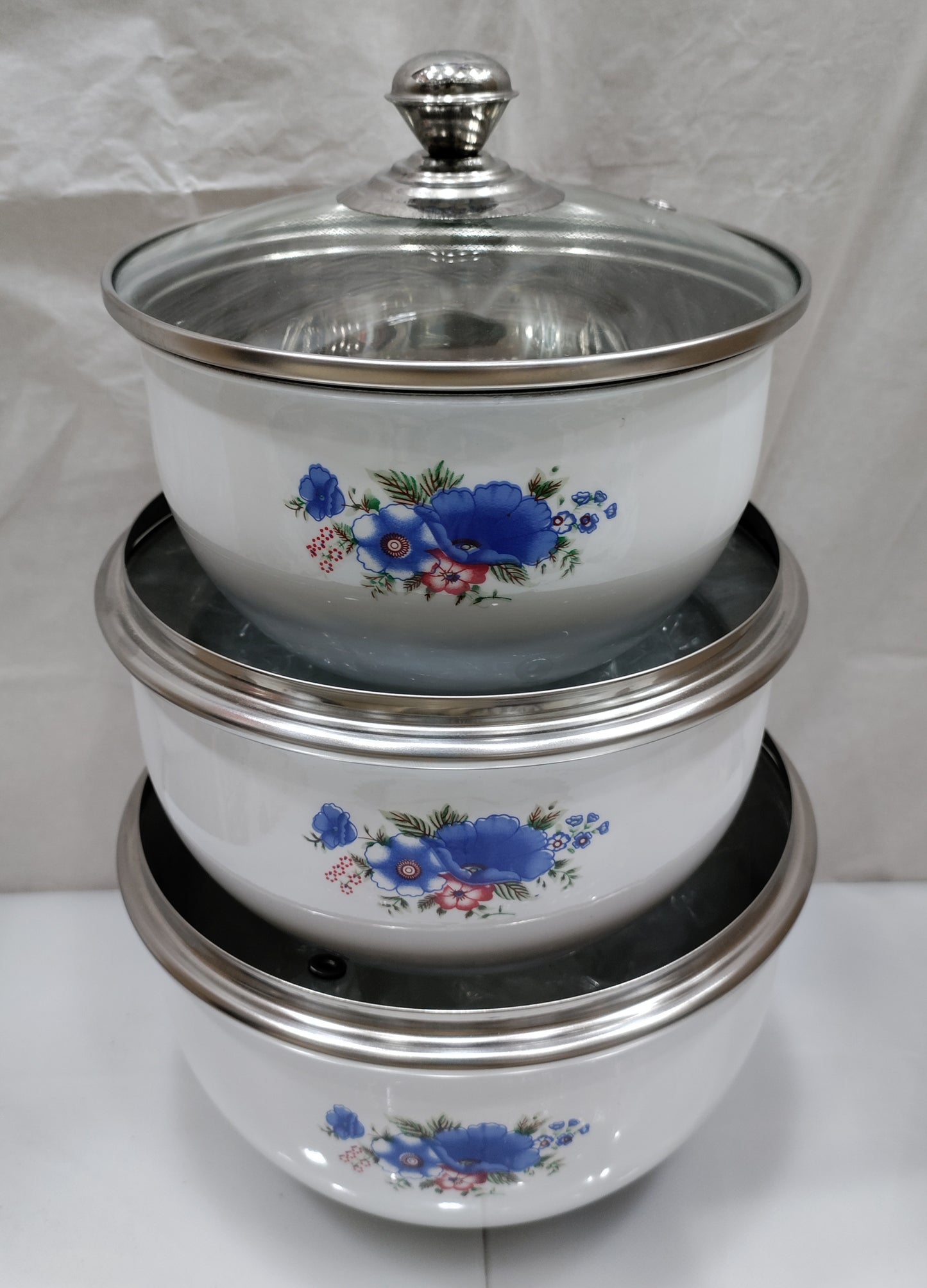 White Serving donga with glass lid stainless steel